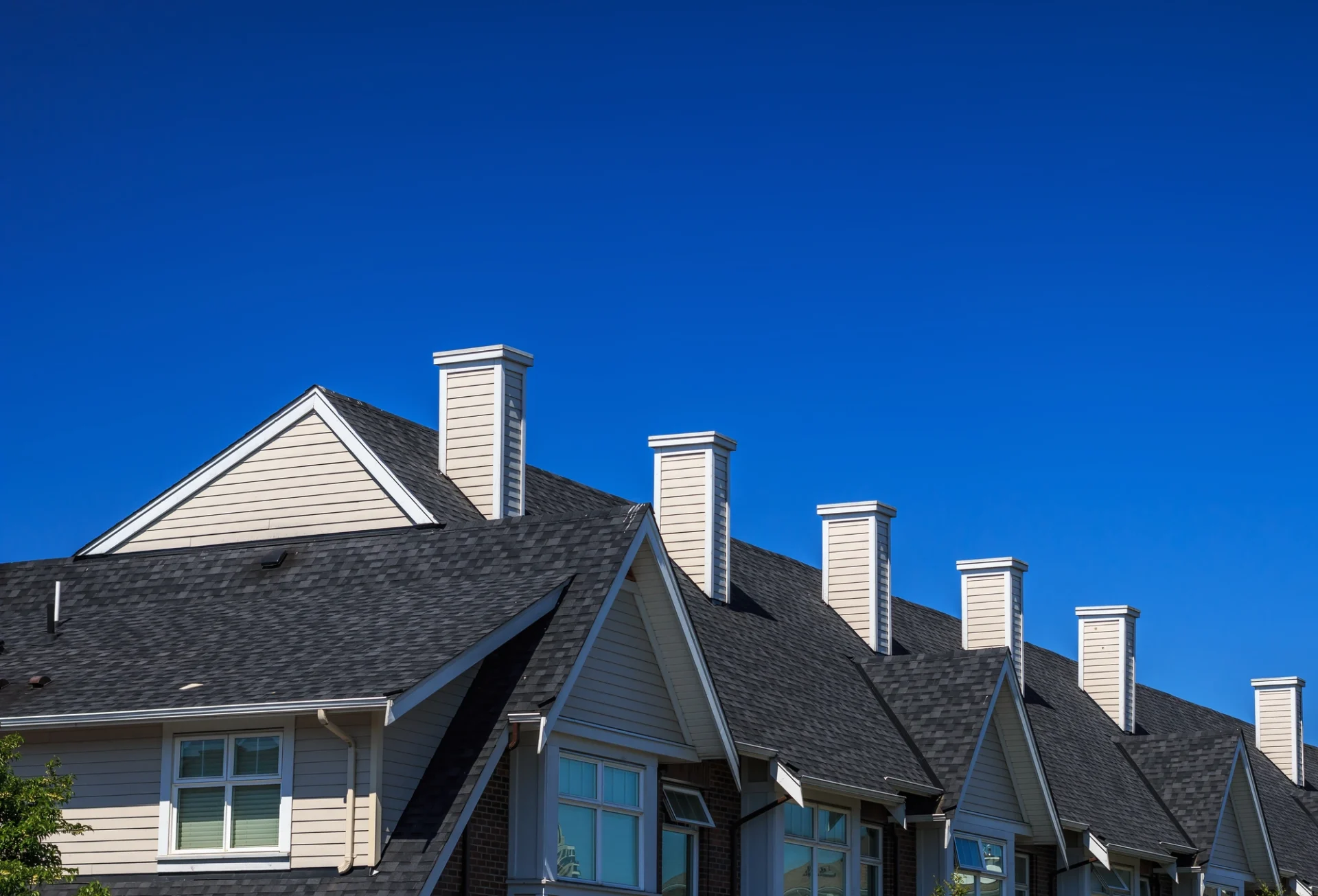 Asphalt shingle roof on residential condo in Canton, MI replaced by Kroll Construction